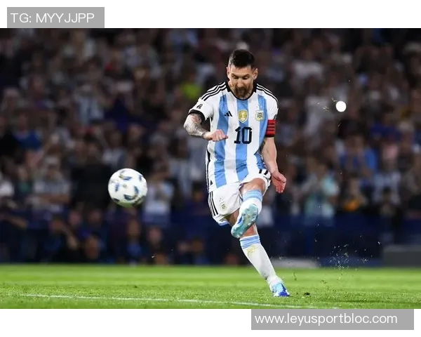 七名球员世青赛决赛中各自打入两球梅西奥斯卡扎比里均在其中