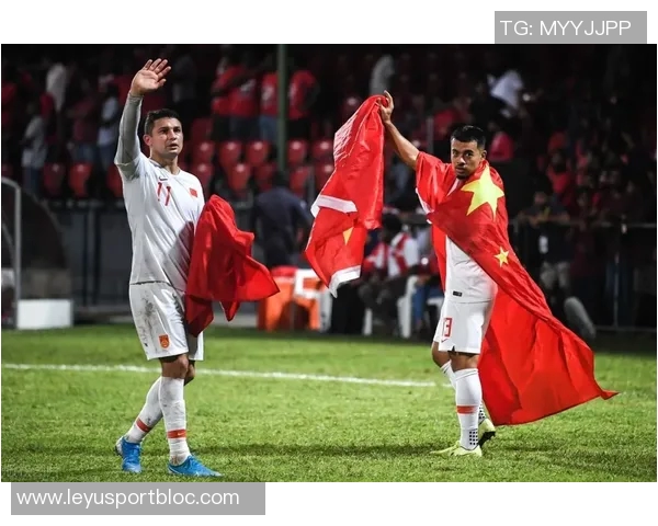 西班牙中场新星切玛20岁被比作罗德里期待未来能追赶其水平