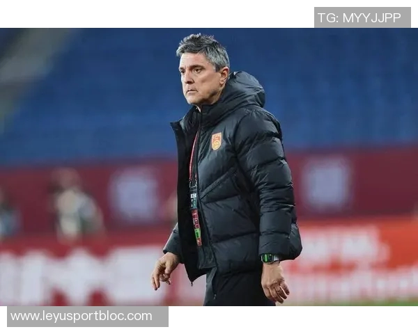 U22国足主帅安东尼奥亲临现场考察海牛与三镇的精彩对决