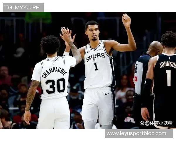 文班亚马自豪谈马刺开季五连胜创队史新纪录的感受与展望