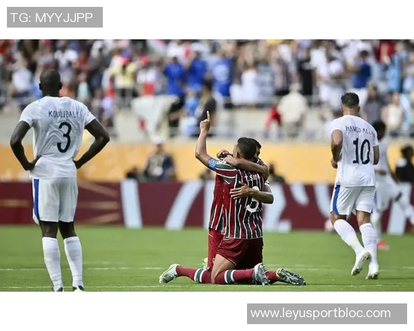 杜埃伤愈复出后首次进球精彩瞬间远距离单刀破门助球队再添胜利